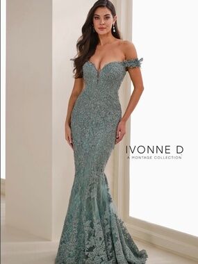 NWT Ivonne D Off-Shoulder Mother of the Bride/Groom Gown | Max Retail Elegance